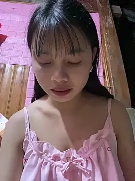 LunaBerry18 online show from 15, 10, 2025