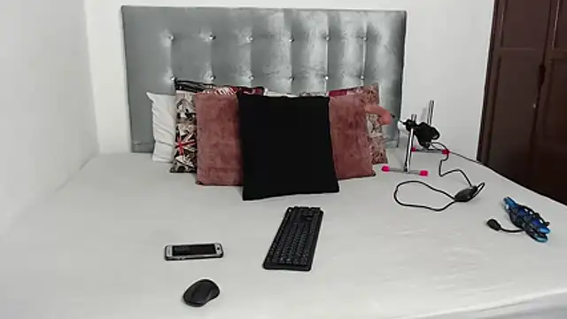 DaiishaWolf online show from 5, 11, 2025