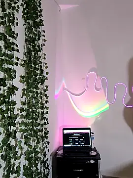 butterfly777  online show from 15, 2, 2026