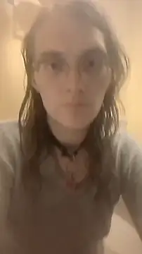 Snapshot of BlondeyMiyMiy chatting on 18, 9, 2025 BlondeyMiyMiy online show from 18, 9, 2025