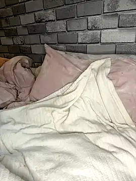 Poppy frankie online show from 9, 11, 2025