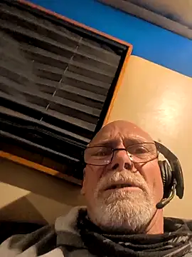 Snapshot of Deepinallthe chatting on 2, 3, 2026 Deepinallthe online show from 2, 3, 2026