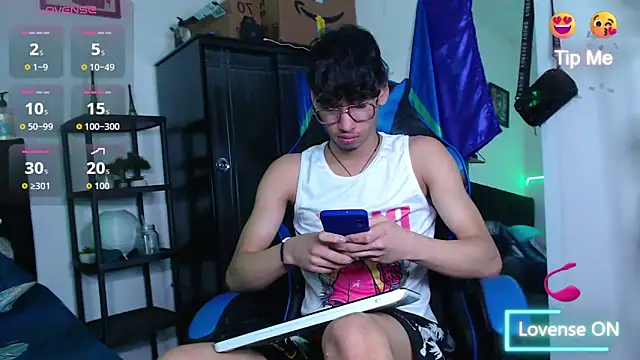 Gael Jones online show from 1, 10, 2025