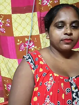 Snapshot of Hot-Show2 chatting on 8, 9, 2025 Hot-Show2 online show from 8, 9, 2025