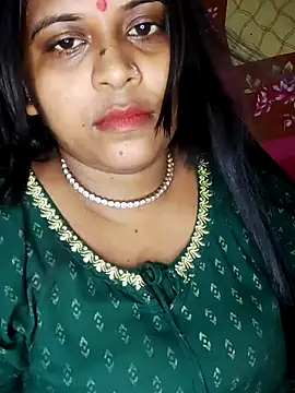 Snapshot of Hot-Show2 chatting on 15, 9, 2025 Hot-Show2 online show from 15, 9, 2025