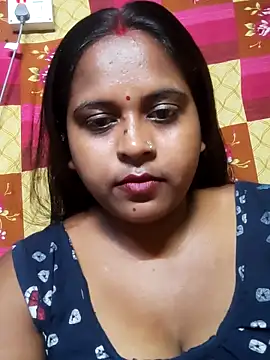 Hot-Show2 online show from 19, 4, 2026