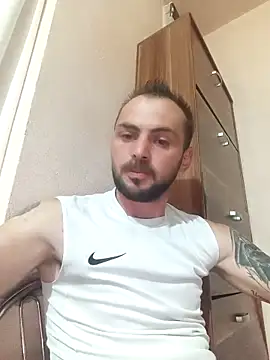 papichulo0099 online show from 4, 10, 2025