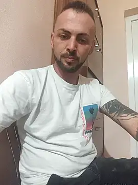 papichulo0099 online show from 6, 10, 2025