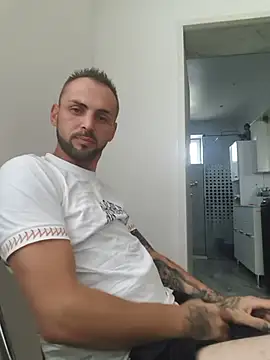 papichulo0099 online show from 12, 7, 2026