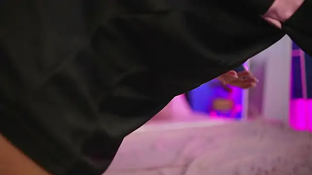 alexxisrae online show from 2, 10, 2025