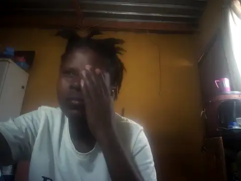 Caramelchick01 online show from 10, 9, 2025