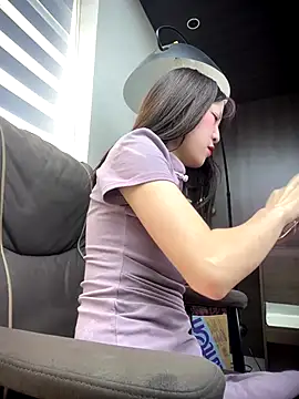 littleqiu online show from 24, 9, 2025