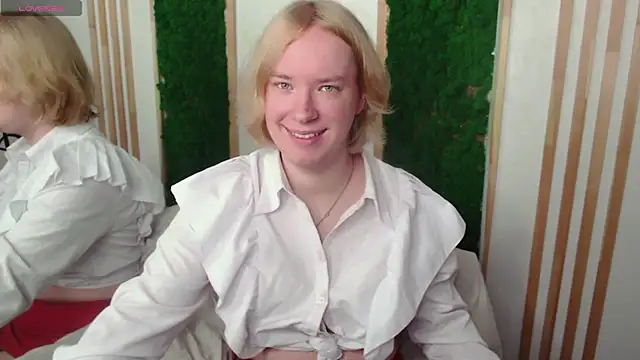 Amanda Butlerr online show from 20, 6, 2026