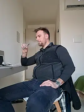 mrlyuis online show from 26, 2, 2026