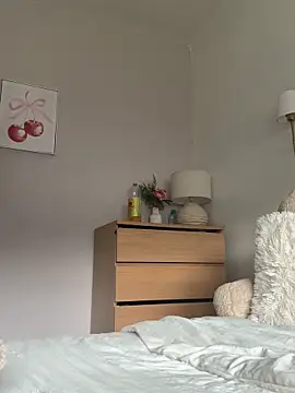 AlyssaAngell online show from 19, 9, 2025