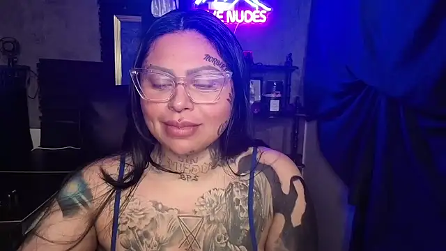 chicanachic13 online show from 7, 2, 2026