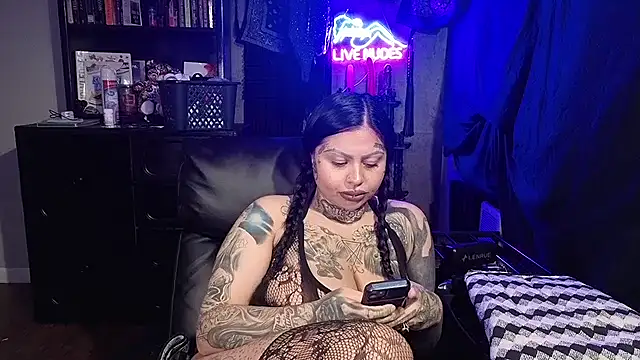 chicanachic13 online show from 1, 3, 2026