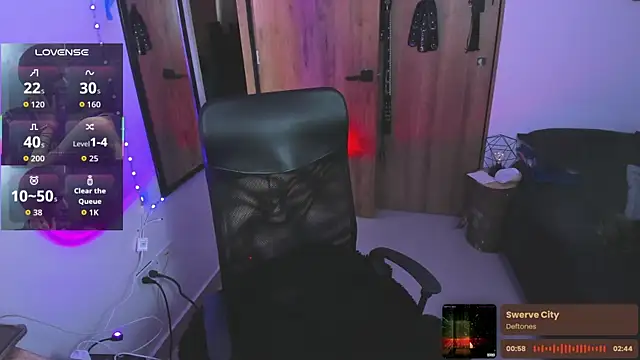 Snapshot of starrraura chatting on 14, 11, 2025 starrraura online show from 14, 11, 2025