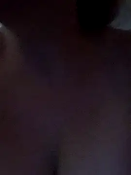 XEmoxkittyx online show from 7, 2, 2026