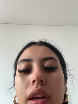 Victoria alson online show from 26, 10, 2025