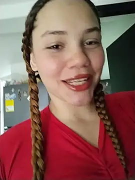 SirenRouge 69 online show from 17, 4, 2026