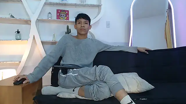 BEAUTY BOYS1 online show from 8, 10, 2025