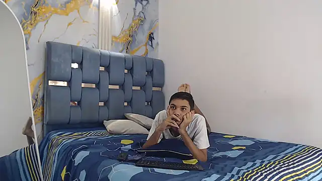 BEAUTY BOYS1 online show from 31, 3, 2026