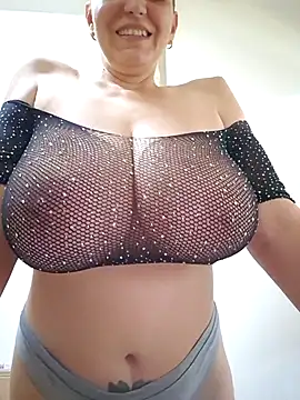 KamillaSpencer online show from 2, 7, 2026