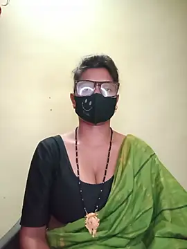 Snapshot of Mohini_Josh069 chatting on 19, 6, 2026 Mohini Josh069 online show from 19, 6, 2026