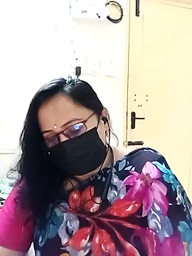 Snapshot of Ananya_flower chatting on 7, 10, 2025 Ananya flower online show from 7, 10, 2025