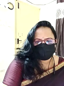 Snapshot of Ananya_flower chatting on 6, 11, 2025 Ananya flower online show from 6, 11, 2025