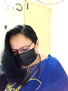 Snapshot of Ananya_flower chatting on 13, 11, 2025 Ananya flower online show from 13, 11, 2025