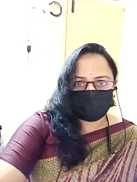 Snapshot of Ananya_flower chatting on 5, 12, 2025 Ananya flower online show from 5, 12, 2025