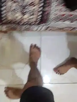 Hot modal online show from 21, 10, 2025