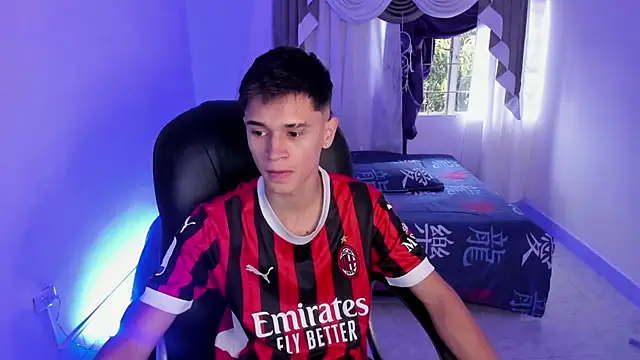 Aron Boyy online show from 24, 10, 2025