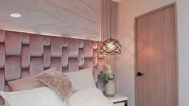 DulceEstrella  online show from 7, 4, 2026