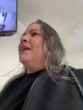 Snapshot of Lucy_Milf_474 chatting on 12, 7, 2026 Lucy Milf 474 online show from 12, 7, 2026