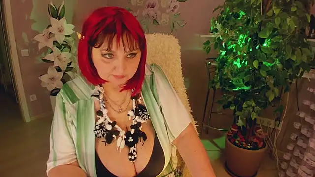 Snapshot of rebekkacharm chatting on 17, 10, 2025 rebekkacharm online show from 17, 10, 2025