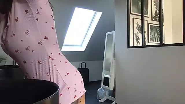 AmyStone   online show from 8, 2, 2026