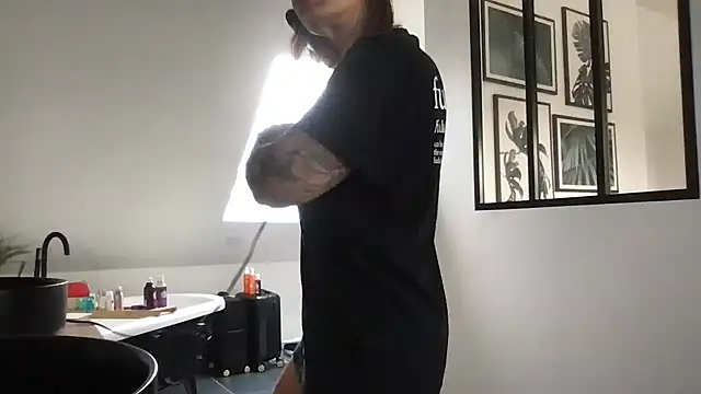 AmyStone   online show from 31, 3, 2026