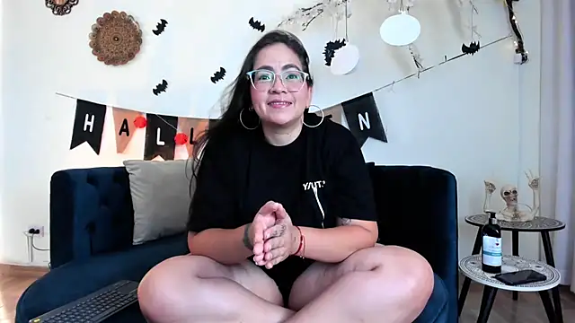 alissonbronw     online show from 15, 10, 2025