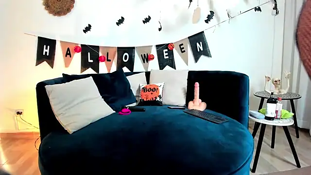 alissonbronw     online show from 21, 10, 2025