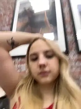 Sky Cutie online show from 3, 10, 2025