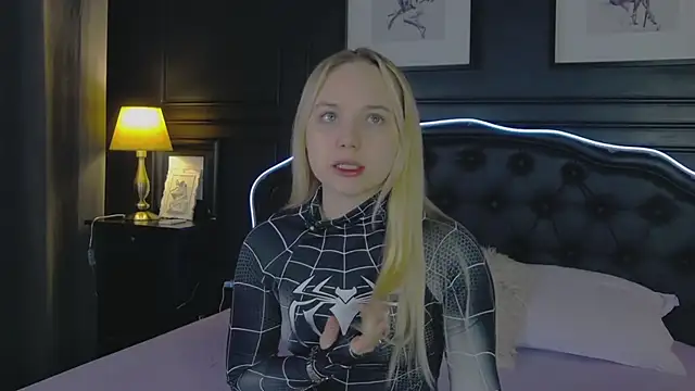 Sky Cutie online show from 28, 3, 2026