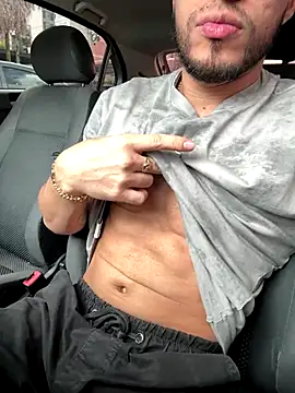 Thiago Hill online show from 18, 9, 2025