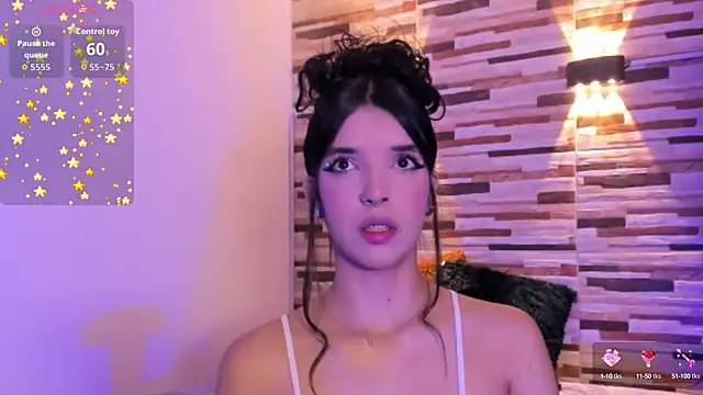 Snapshot of ChloeeMason chatting on 19, 9, 2025 ChloeeMason online show from 19, 9, 2025
