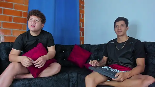 Snapshot of Robertmiller21 chatting on 11, 11, 2025 Robertmiller21 online show from 11, 11, 2025