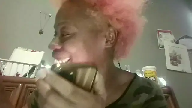 Snapshot of Tishrella6 chatting on 14, 2, 2026 Tishrella6 online show from 14, 2, 2026