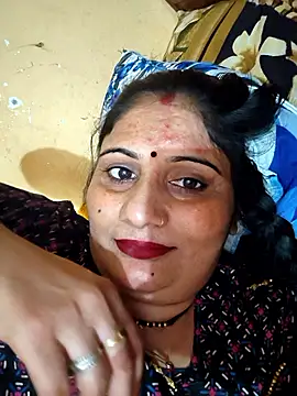 Snapshot of Rakhi99x chatting on 4, 10, 2025 Rakhi99x online show from 4, 10, 2025