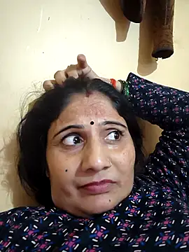 Snapshot of Rakhi99x chatting on 5, 10, 2025 Rakhi99x online show from 5, 10, 2025